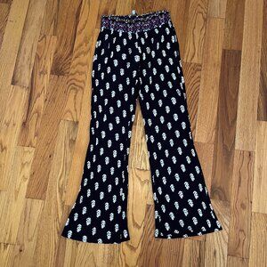 Flowy Pants - Patrons of Peace